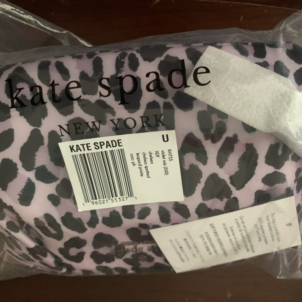 Kate Spade Cosmetic Bag Purple Leopard - Picture 2 of 2
